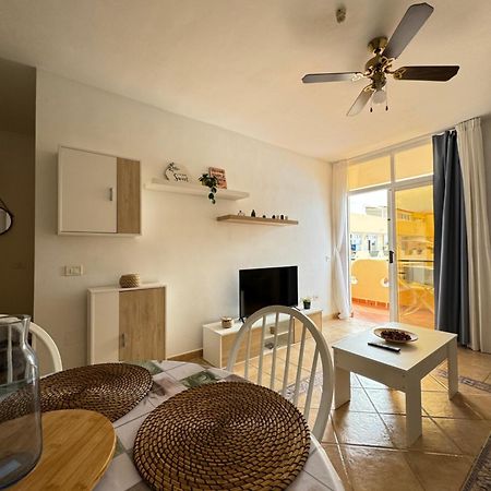 אדחה Acogedor Apartamento Con Vistas Al Mar מראה חיצוני תמונה