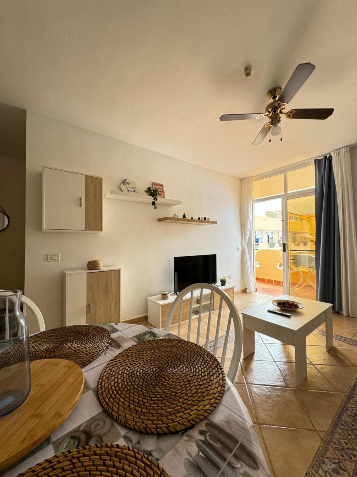 אדחה Acogedor Apartamento Con Vistas Al Mar מראה חיצוני תמונה